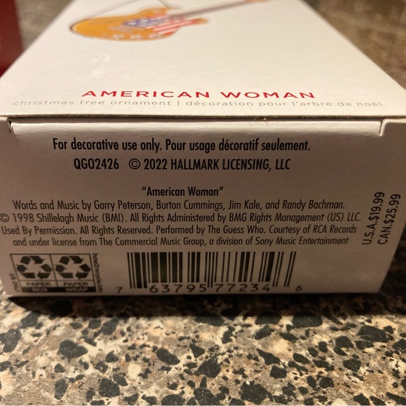 Hallmark Magic Sound Guitar Ornaments 2021 and 2022 - Picture 11 of 12